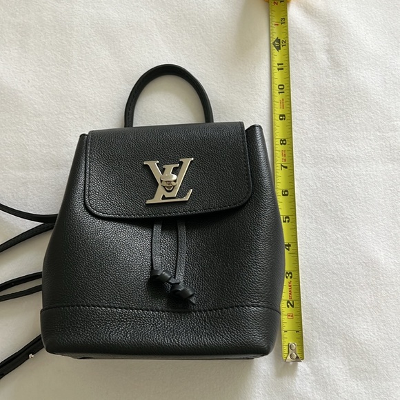 LOUIS VUITTON Lockme Mini Backpack - Picture 4 of 17